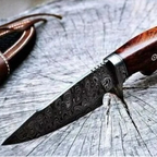 11-inch handmade Damascus Bobcat knife with wood handle and leather sheath – view 4