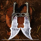 God of War Blades of Chaos Replica Set with Chains – handle or hilt detail