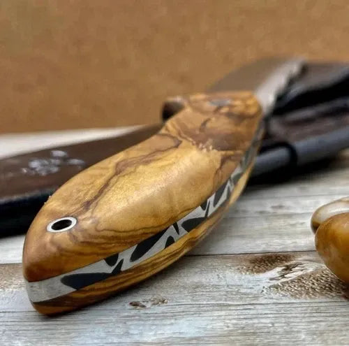 HANDMADE HIGH CARBON STEEL CAMPING KNIFE WITH FIRE STARTER | Olive Wood Handle