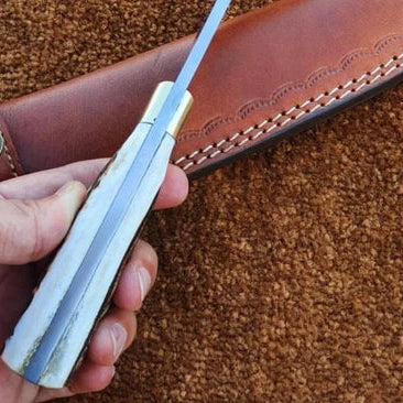 BEAUTIFUL CUSTOM HANDMADE D2 STEEL BLADE HUNTING KNIFE WITH STAG HORN HANDLE