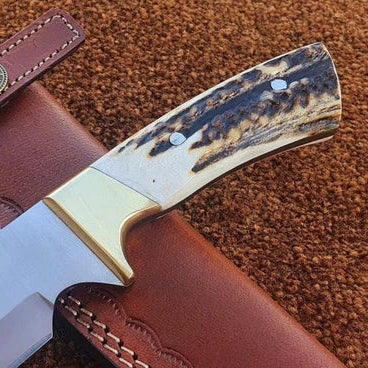 BEAUTIFUL CUSTOM HANDMADE D2 STEEL BLADE HUNTING KNIFE WITH STAG HORN HANDLE