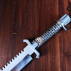 Resident Evil Chris Redfield D2 Survival Knife Replica – material and finish detail