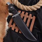 Scream-Inspired Bowie Knife – Bull Horn Handle – material and finish detail