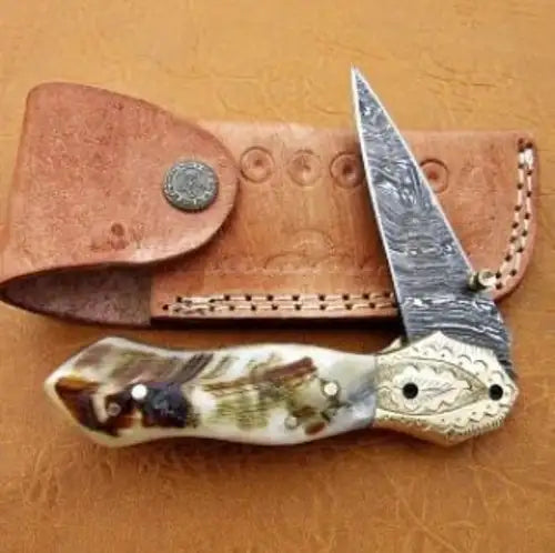 BEAUTIFUL CUSTOM HANDMADE DAMASCUS STEEL FOLDING KNIFE | RAM HORN & BRASS HANDLE