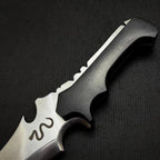 Resident Evil 4 Jack Krauser D2 Knife Replica – material and finish detail
