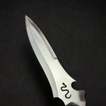 RE4 Jack Krauser Knife Replica: D2 Steel Full Tang with Leather Sheath Bowie